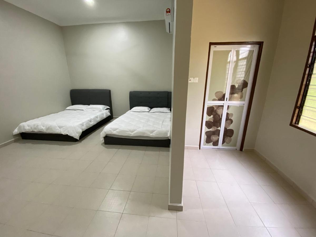 Sasuka Guesthouse Marang Bagian luar foto