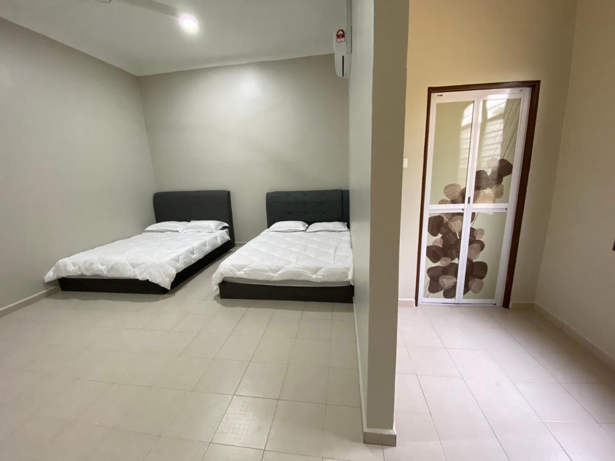 Sasuka Guesthouse Marang Bagian luar foto